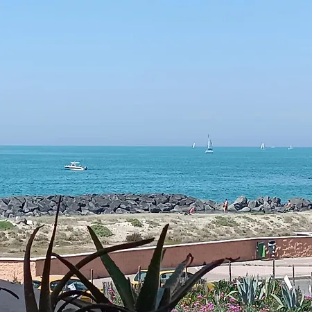 Armareaoverseassuites 1 Фьюмичино