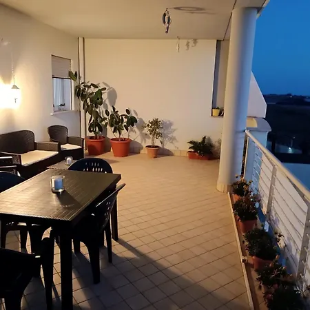 Armareaoverseassuites 1 *